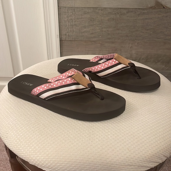 J.Crew Size 8 Flip Flops - Picture 4 of 6